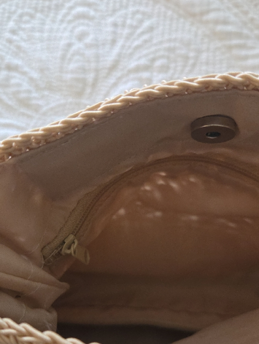 Woven Crochet Shoulder Bag in Beige - Picture 4 of 5